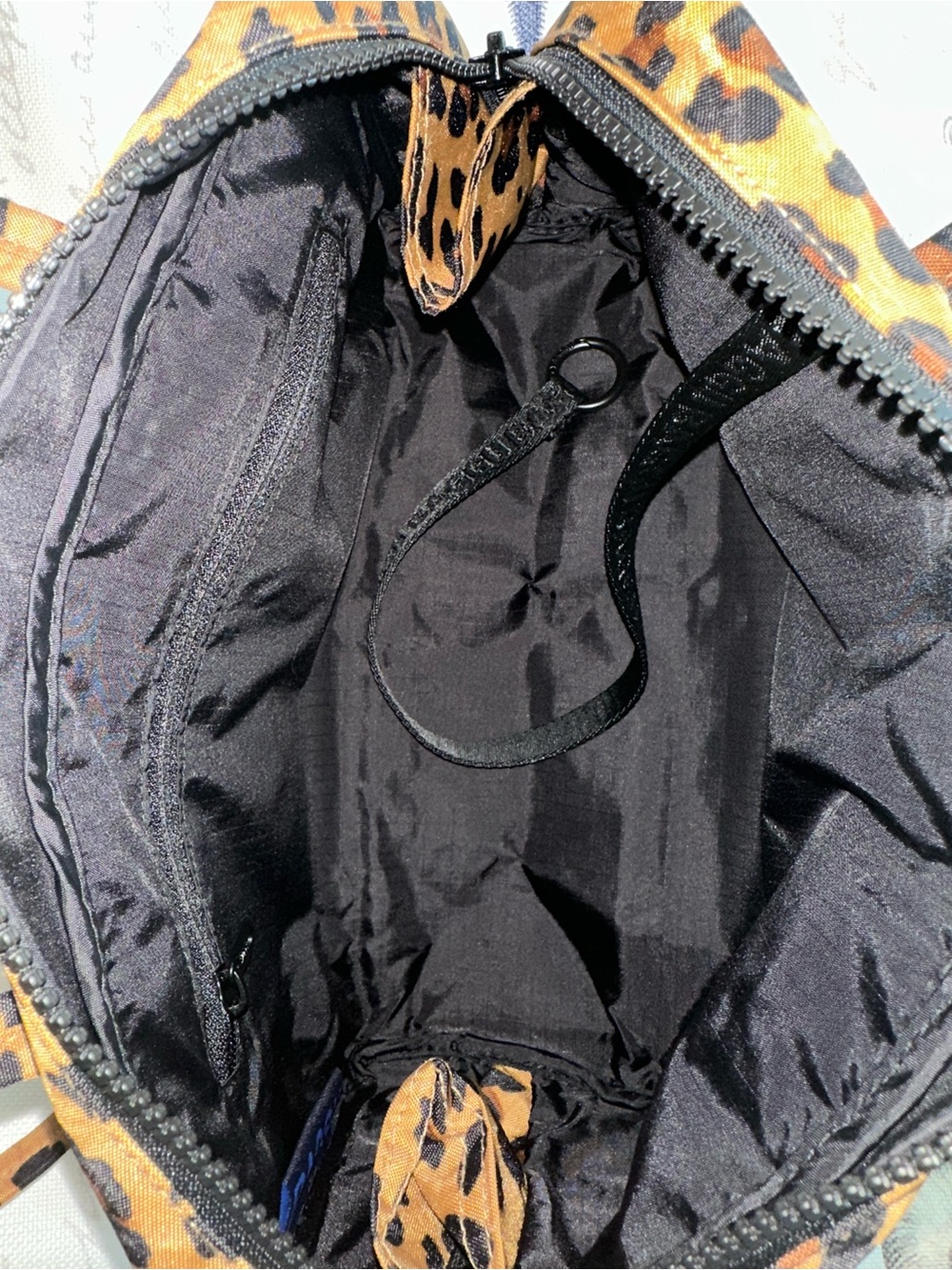 Baggu Regular Bowler Bag in Leopard - Picture 7 of 8